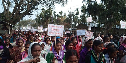 Tea garden workers take to streets to protest against CAB 2019, demand ST status