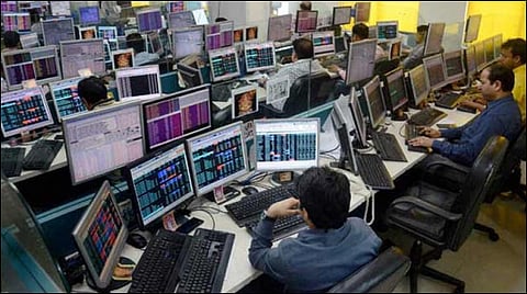 Macro-data, Q3 results to drive equity indices
