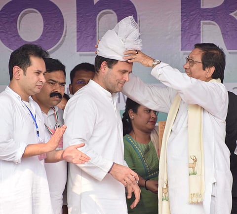 Rahul Gandhi stresses on not letting RSS run the country