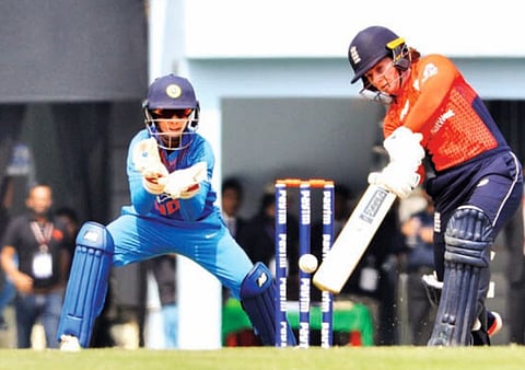 India no match for superior England in 1st T20I series
