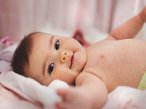 Infants can judge friends, strangers by laughter