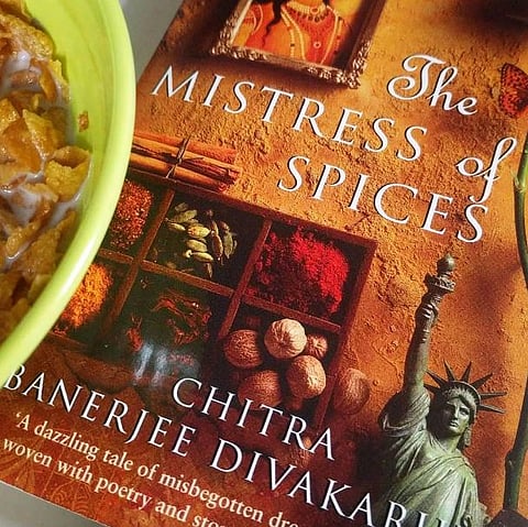 Book Review: Mistress of Spices