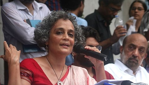 Vote out hate politics, Indian writers, artistes appeal