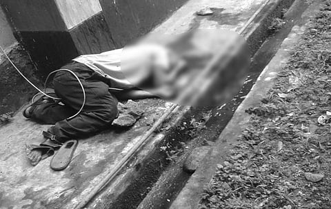 IV Grade Staff of Irrigation Department dies after falling from fourth floor