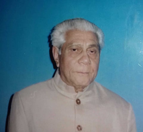 Veteran trade union leader Niren Baruah passes away at a private hospital in Guwahati