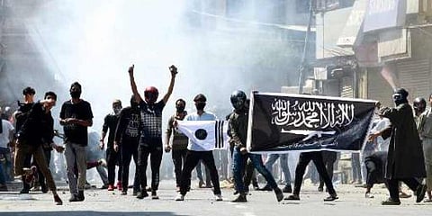 Masked Men Carrying ISIS Flags Mark Post-Eid Prayers