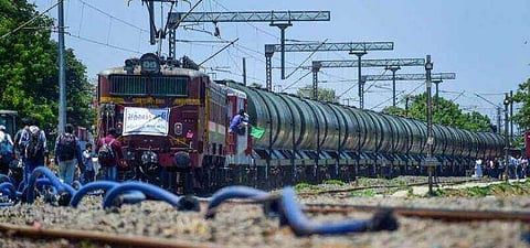 Special Water Train Reaches Chennai From Vellore