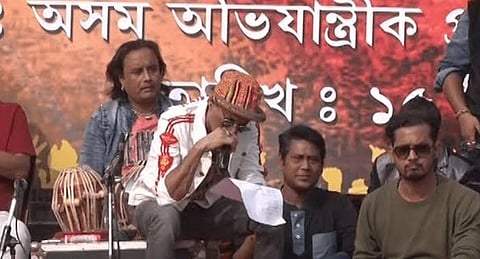 Artiste fraternity sings ‘No-to-CAA’ chorus, dances, poetry, mark protest against Act