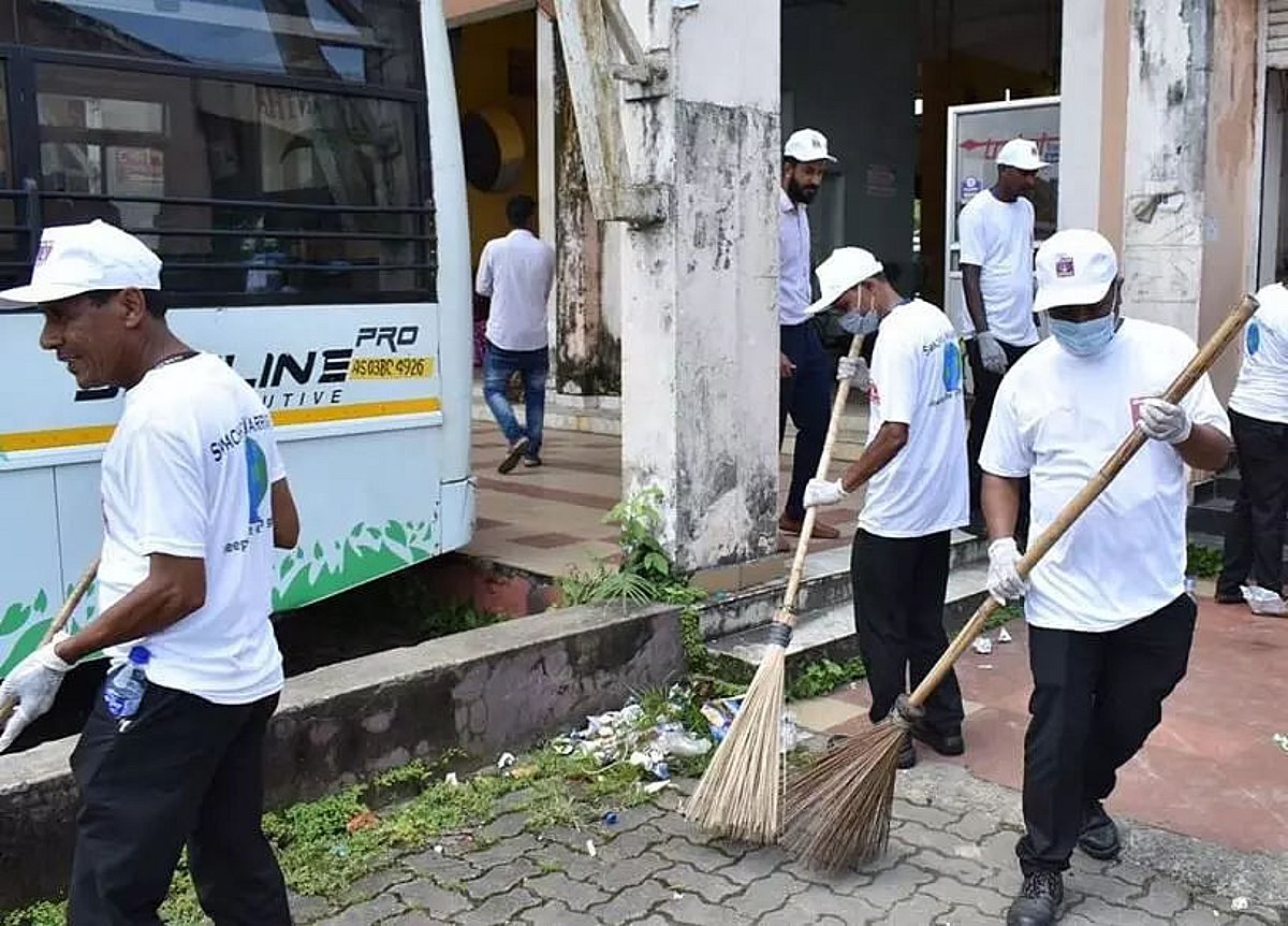 Cleanliness drive organized by ONGC Jorhat