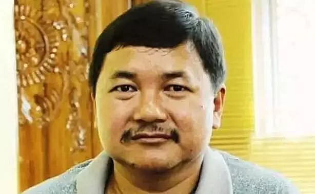 Tuliram Ronghang pays respectful salutation to Karbi Anglong people