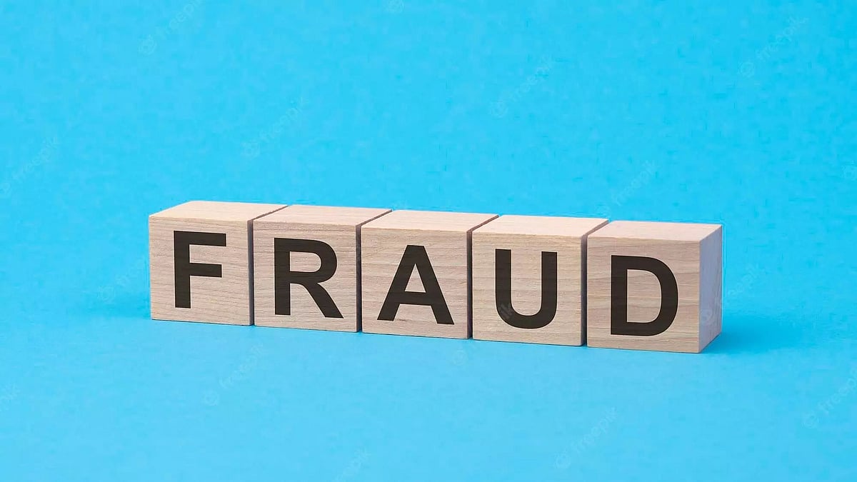 Fraud caught in Guwahati's Fancy Bazar area