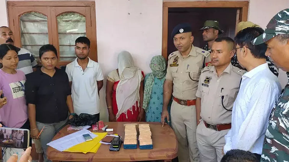 Tinsukia Oc Sadar Ps Paragjyoti Buragohain Seized Heroin Worth Rs 25 Lakh 3 Held Tinsukia Oc Sadar Ps Paragjyoti Buragohain Seized Heroin Worth Rs 25 Lakh 3 Held