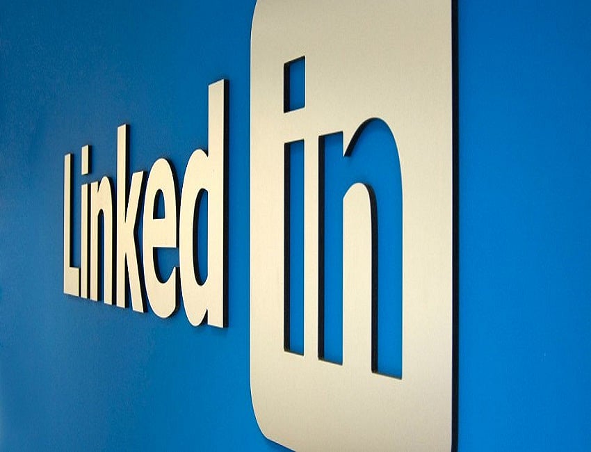 LinkedIn brings reaction emojis on its app