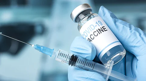 Union Health Ministry clears myth, says no links between COVID-19 vaccine & sudden deaths 