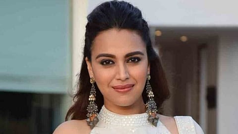 Swara bhaskar  praises   