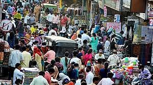 
Crowds on the streets