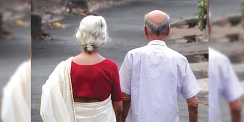 मला कोरोना तर होणार नाही ना!; वृद्धांना उद्भवतायेत या समस्या