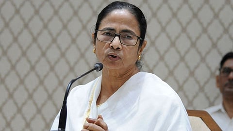 भेदभाव न करता हिंसाचारातील बळींना प्रत्येकी 2 लाख; ममतांची घोषणा