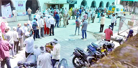 अमरावतीत पहाटे पाचपासून लागतेय रांगा; पण कशासाठी?