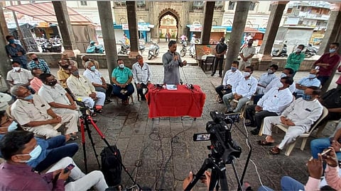 'पुन्हा मराठा समाजाला रस्त्यावर उतरवण्याची ही वेळ आहे का?'