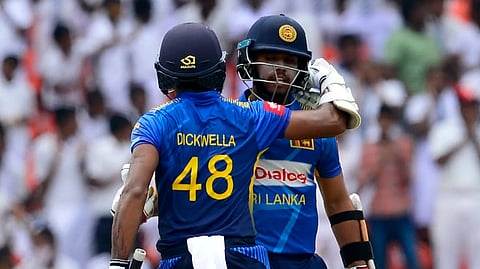 Mendis and Dickwella 