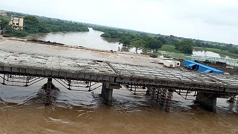Nanded Rain Updates : अर्धापुरात अतिवृष्टी, शेती गेली खरडून