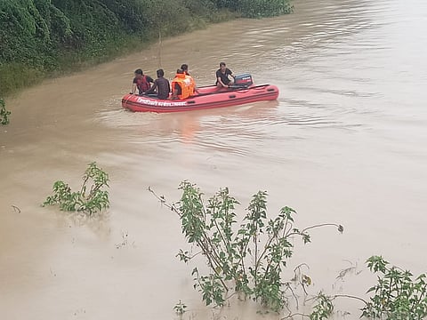 उस्मानाबाद: मुसळधार पावसानंतर आलेल्या पूरात दोघे गेले वाहून