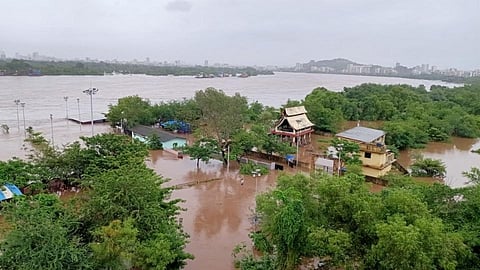 पाणीच पाणी चहुकडे! टिटवाळा- कल्याणमध्ये पावसाचं थैमान