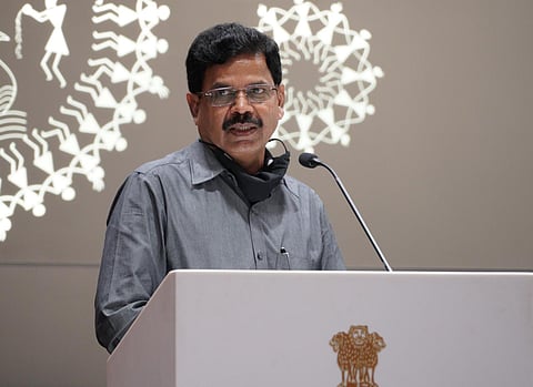 ग्रामीण भागात हक्काच्या घरासाठी नागरीकांना प्रोत्साहित करा : गमे