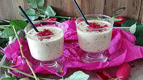 Rose Dry Fruits Shake Recipe