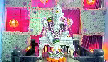 Ganesh Silver idol
