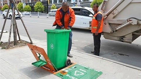 Underground Hydraulic Dustbin