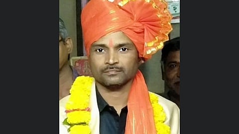 पंढरपुरात एसटी कर्मचाऱ्याची गळफास लावून आत्महत्या!