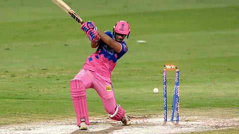 मुंबईकडून झाला लाजिरवाणा पराभव; RR च्या नावे नकोसा विक्रम