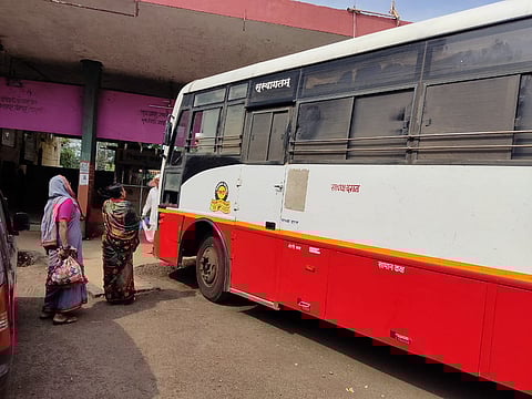 अखेर उमरगा आगारातुन दोन बसेस धावल्या ! 