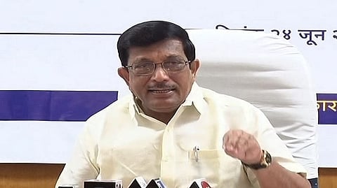 सहकारी संस्थांनी आर्थिक वाढीत सभासदांना हिस्सा द्यावा