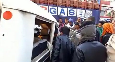 बिहार - सुशांत सिंह राजपूतच्या ५ नातेवाईकांचा अपघाती मृत्यू