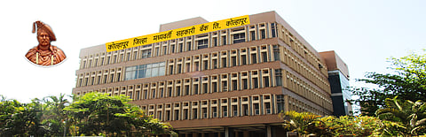 शक्तिप्रदर्शन करीत उमेदवारी अर्ज; मतदारांकडून घोषणाबाजी