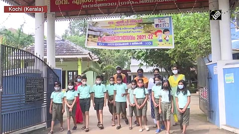 मुला-मुलींना एकसारखाच गणवेश! 'जेंडर न्यूट्रल युनिफॉर्म' आणणारी देशातील पहिलीच शाळा