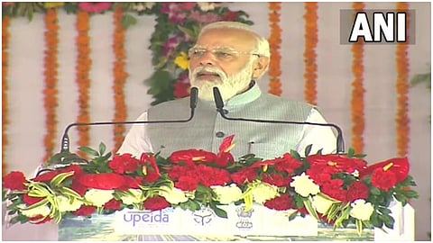 पूर्वांचल एक्सप्रेसवेवर PM मोदी विमानातून दाखल; पार पडलं उद्घाटन