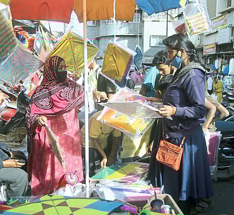 चिनी मांजाला आवरा; माणसांच्या जिवाला सावरा