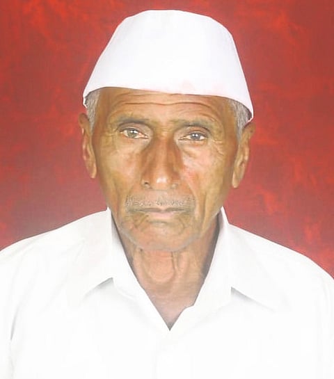 वाळुंज सोसायटीच्या 
अध्यक्षपदी विठ्ठल म्हेत्रे