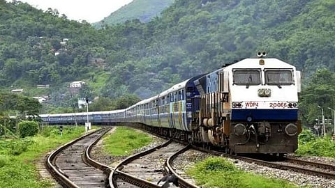 आसाम आणि मेघालयमध्ये फिरायचे? लगेच बुक करा IRCTC चे पॅकेज 
