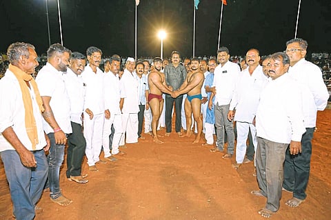मल्ल जगताप व शेख यांच्यात चुरशीची लढत