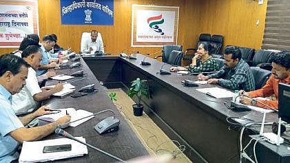 Akola action on ban plastic use Collector order