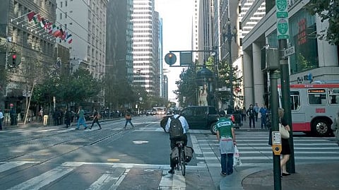 Nitin Sonawane writes Statues of Gandhiji in America 