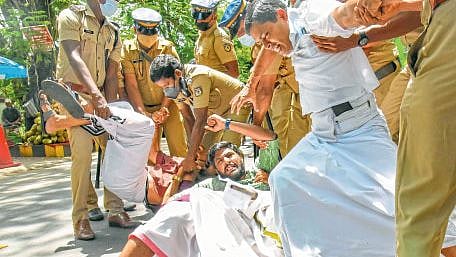 Kerala gold smuggling case Pinarayi Vijayan inquiry from the ED after  Swapna Suresh allegation Thiruvananthapuram