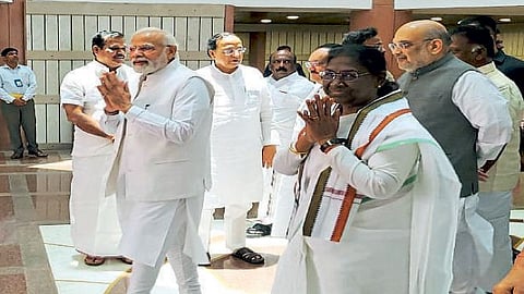 vikas jhade writes presidential election Changing in political struggle Jharkhand Hemant Soren