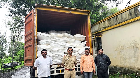 Container seized by police latest marathi news