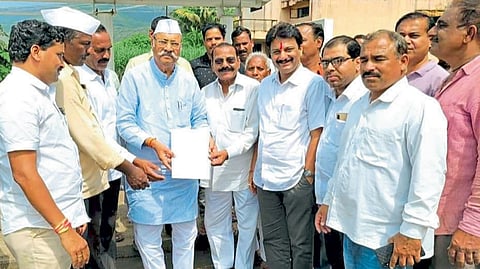  खासदार श्रीनिवास पाटील